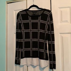 Woman’s Plaid sweater size S